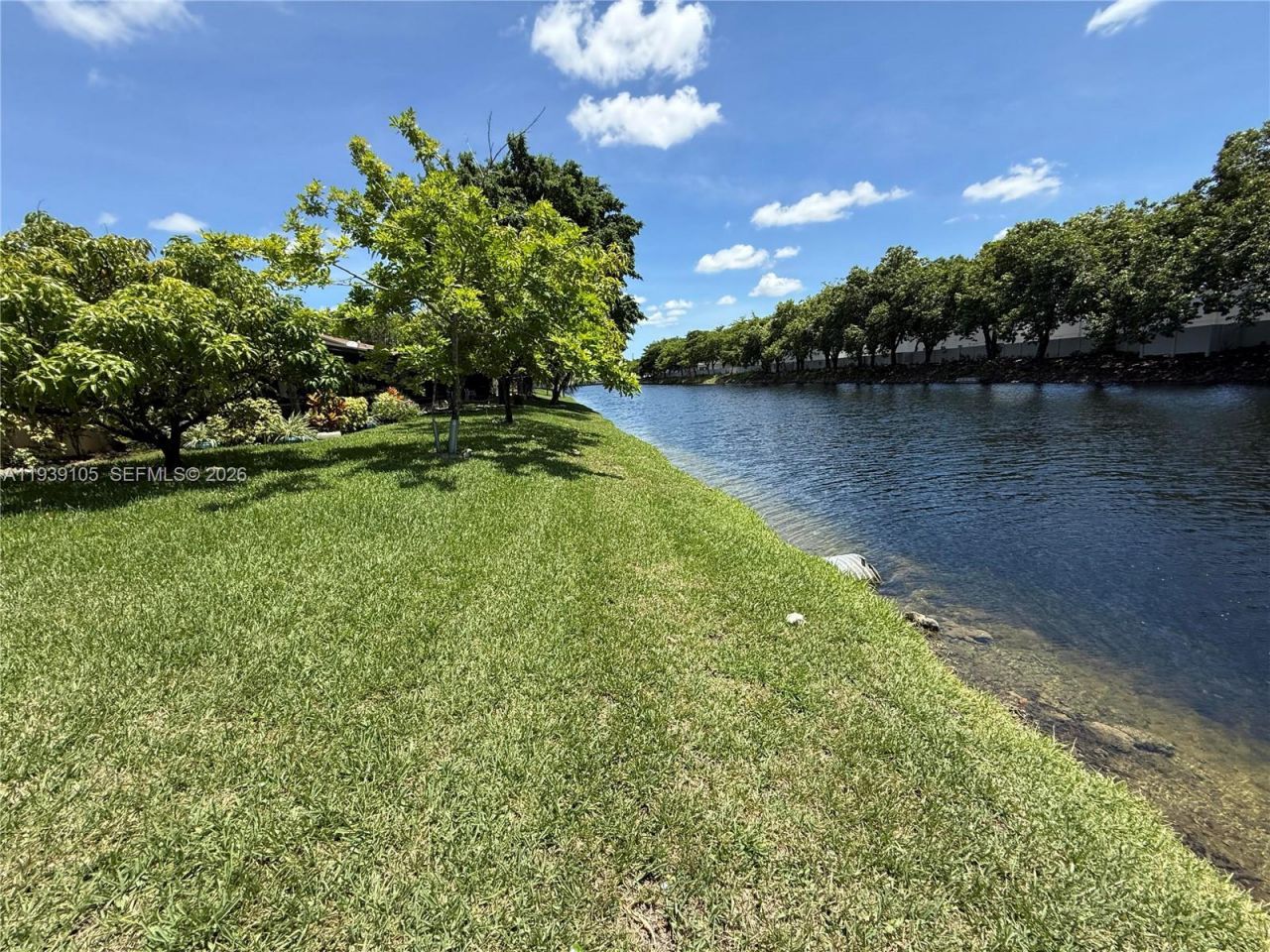 7808 NW 60th St, Tamarac, FL 33321 Photo