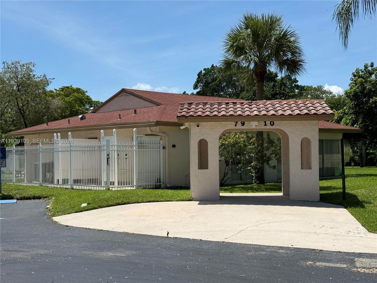 7808 NW 60th St, Tamarac, FL 33321 Photo