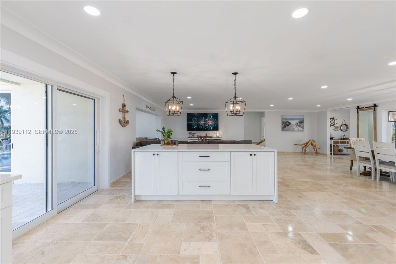3010 NE 58th St, Fort Lauderdale, FL 33308 Photo