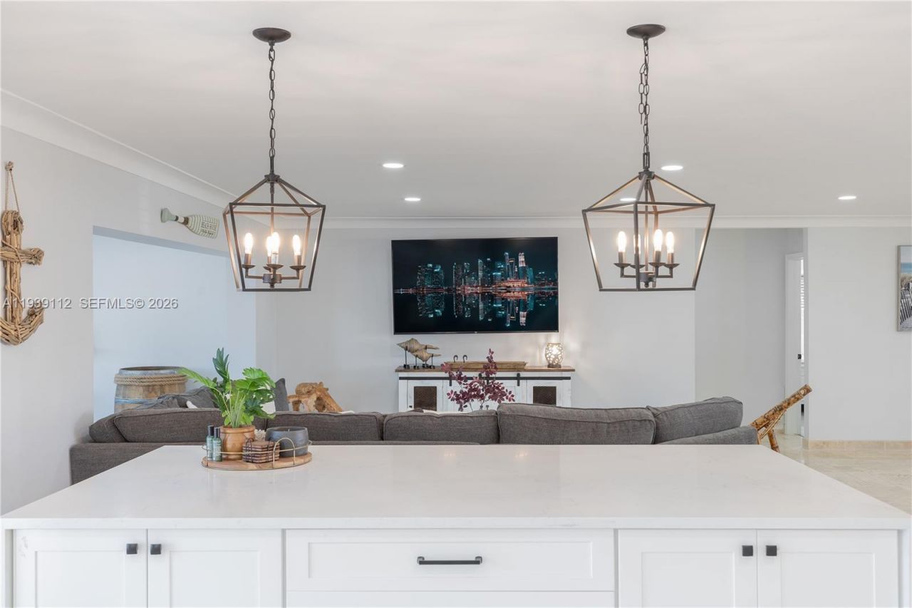 3010 NE 58th St, Fort Lauderdale, FL 33308 Photo