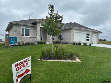 5409 N 191 Street, Elkhorn, NE 68022