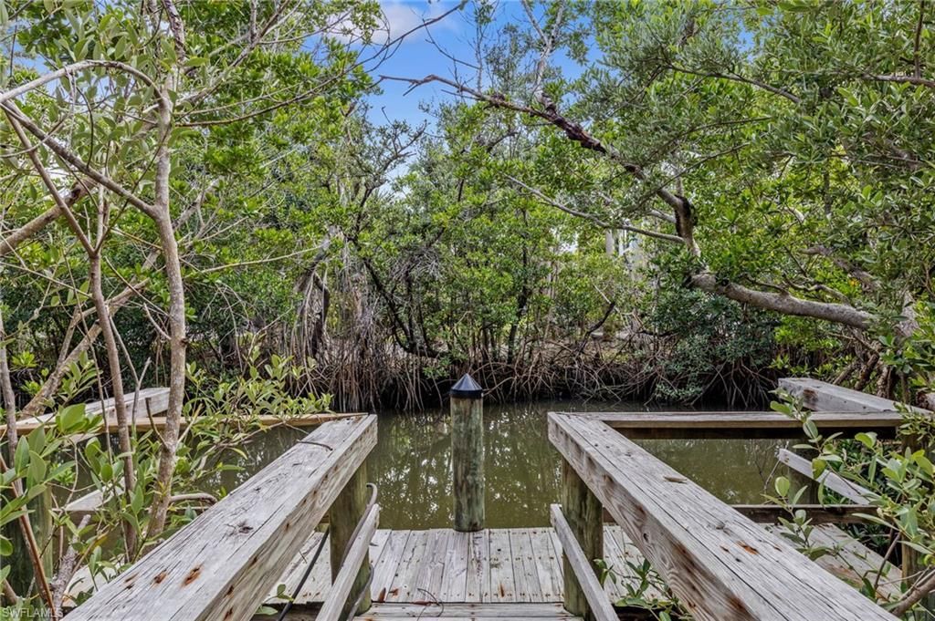 479 Lagoon Dr , Sanibel, FL 33957 Photo