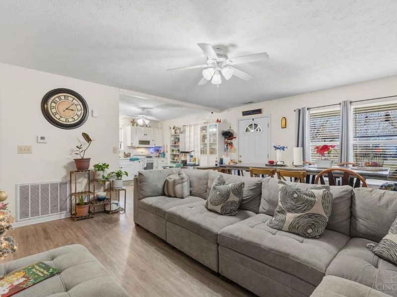 35 Jonesboro Road, Jefferson Twp, OH 45148 Photo 6