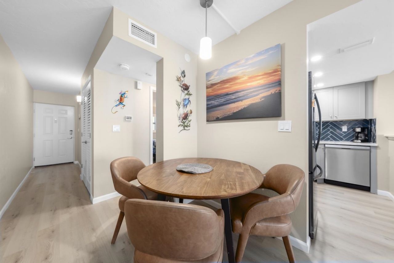 2230 Camino Del Mar Dr, Unit 3X1, Sanibel, FL 33957 Photo