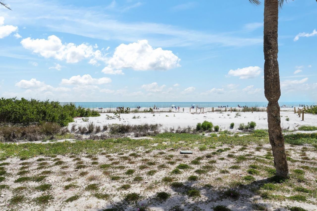 2230 Camino Del Mar Dr, Unit 3X1, Sanibel, FL 33957 Photo