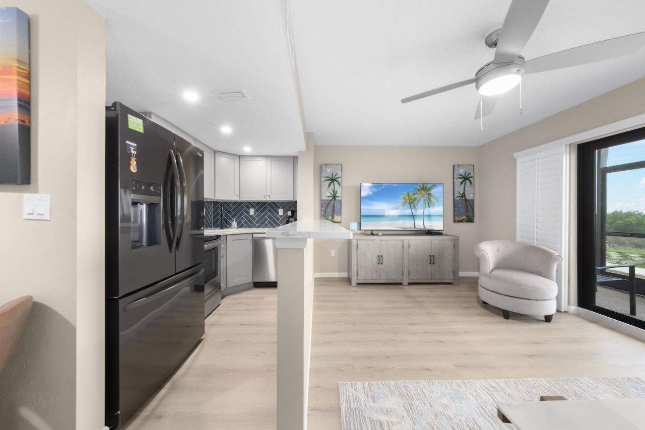 2230 Camino Del Mar Dr, Unit 3X1, Sanibel, FL 33957 Photo