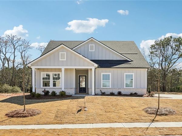 1293 Whitman Circle, Monroe, GA 30656