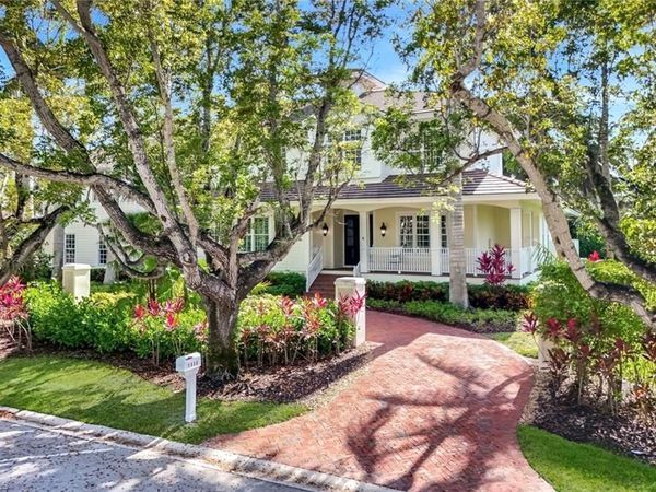 1550 GORDON DR, NAPLES, FL 34102