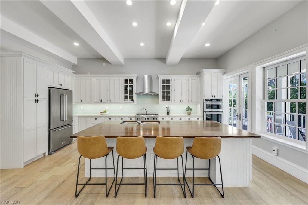 1550 Gordon Dr, Naples, FL 34102 Photo