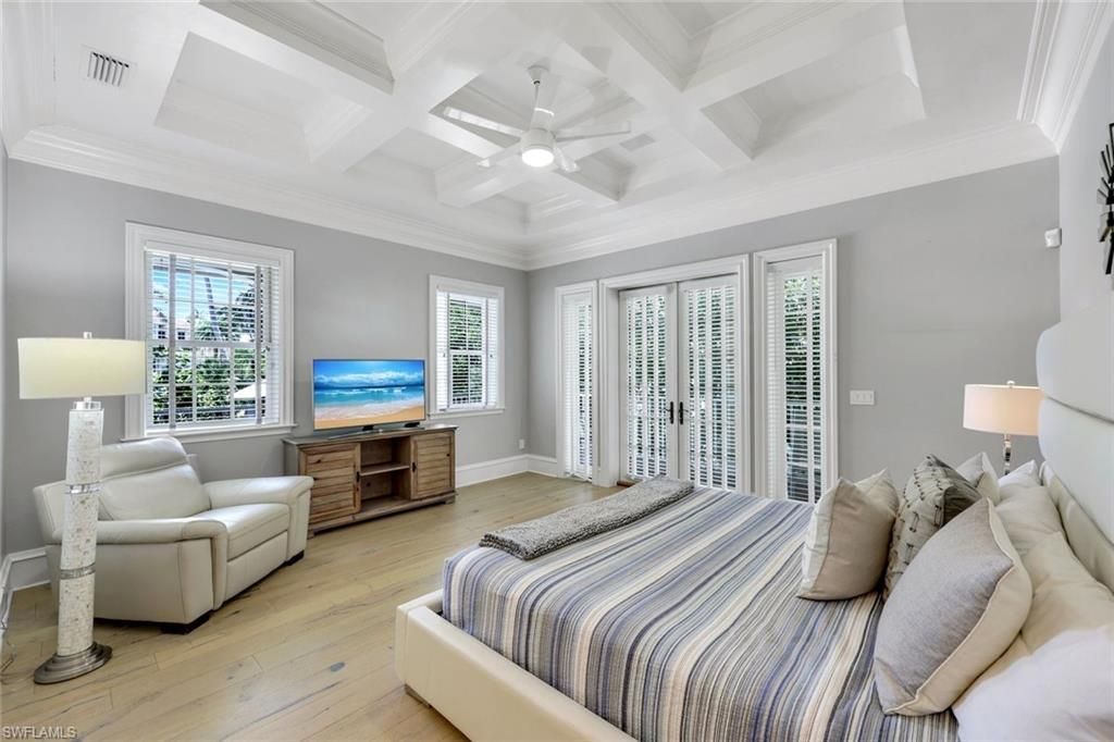 1550 Gordon Dr, Naples, FL 34102 Photo