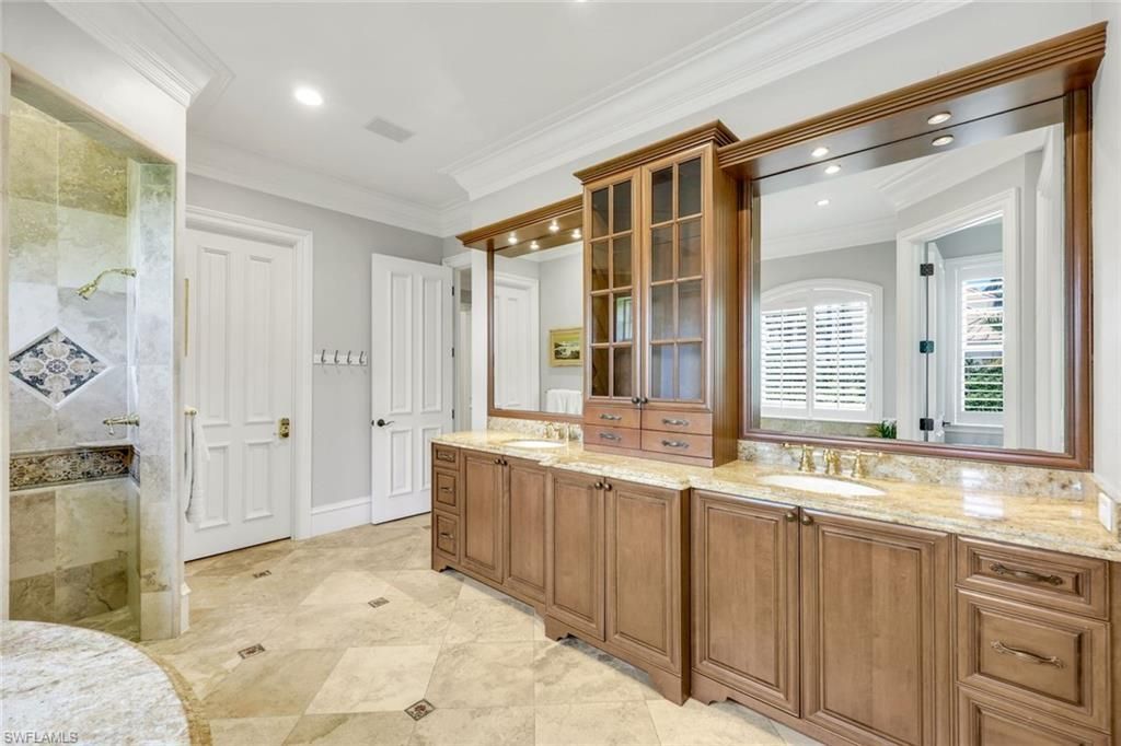 1550 Gordon Dr, Naples, FL 34102 Photo