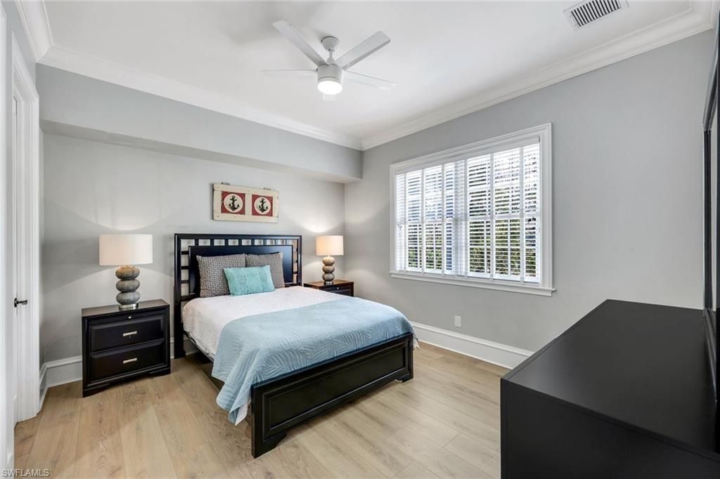 1550 Gordon Dr, Naples, FL 34102 Photo