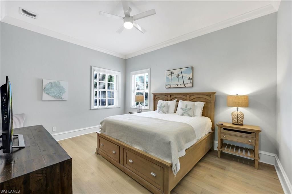 1550 Gordon Dr, Naples, FL 34102 Photo