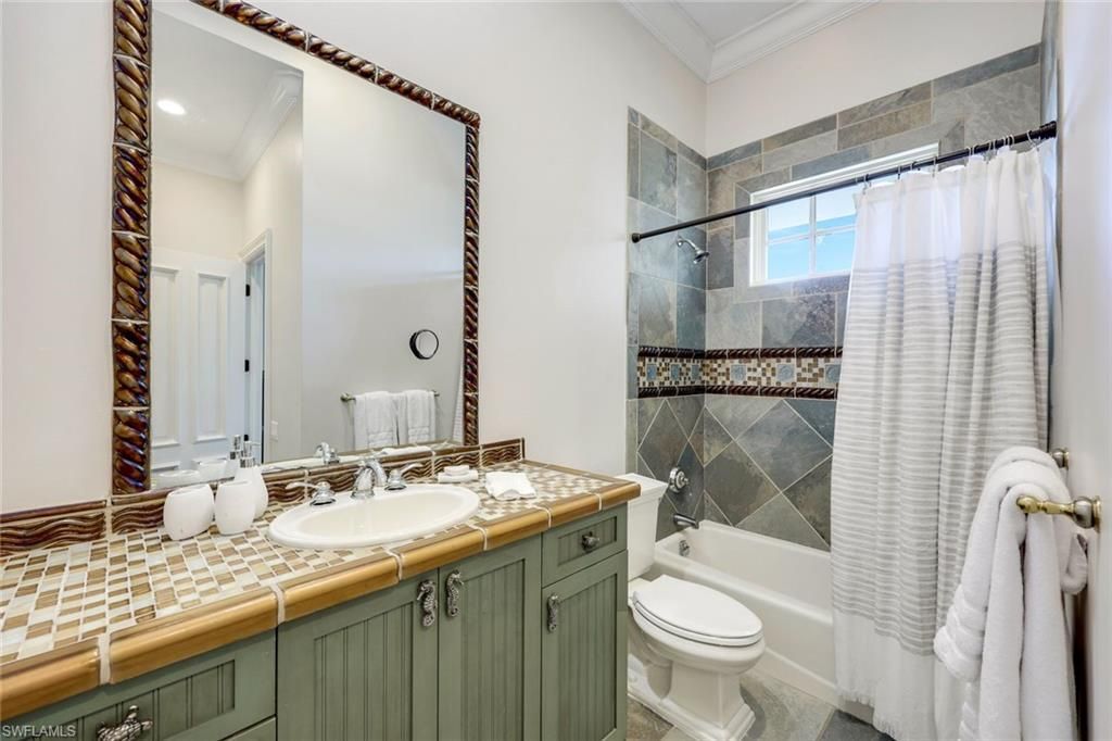 1550 Gordon Dr, Naples, FL 34102 Photo