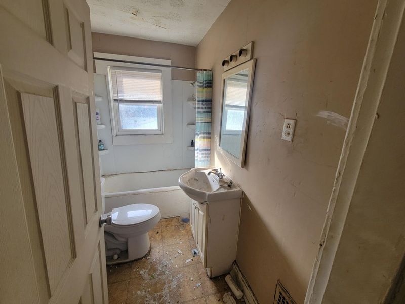 1045-1051 E 20th Avenue, Columbus, OH 43211 Photo 19