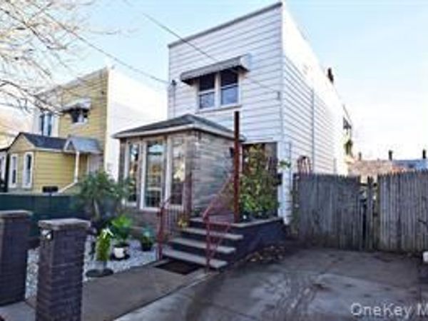 153-54 Foch Boulevard, Jamaica, NY 11434