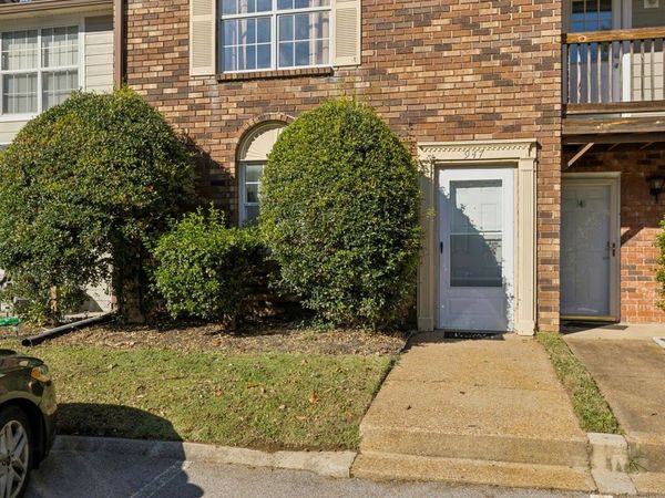 947 Coarsey Dr, Nashville, TN 37217