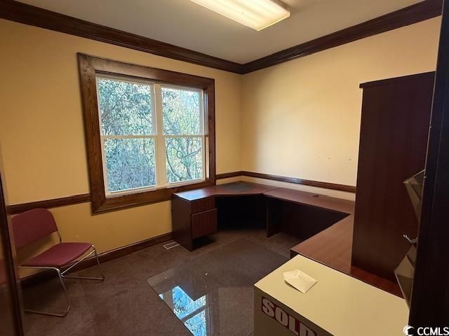 900b Main St. Photo 6