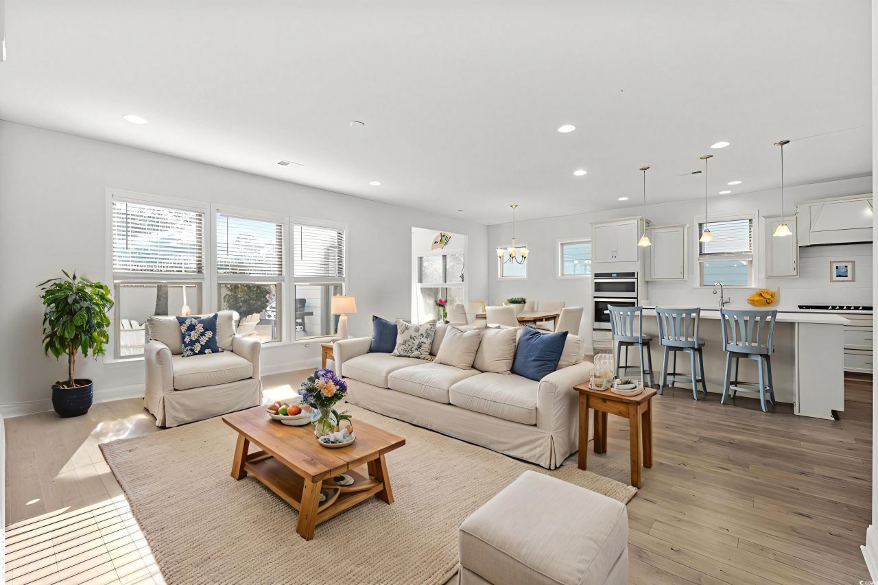 6443 Torino Lane Photo 7