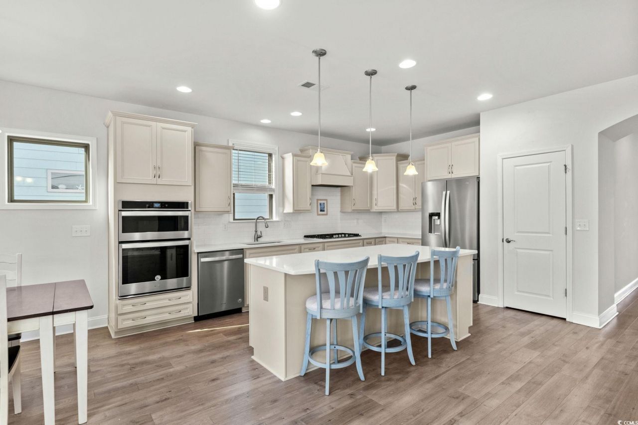 6443 Torino Lane Photo 9