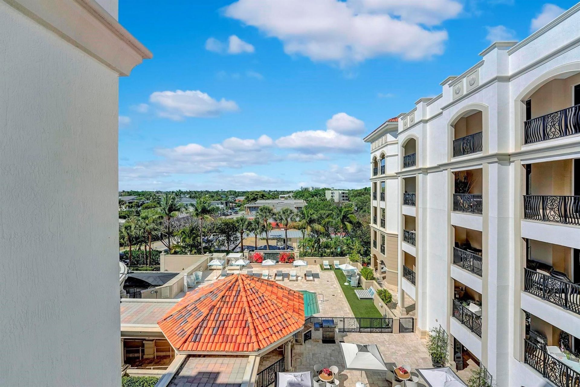 1 N Ocean Boulevard, Unit 403, Boca Raton, FL 33432 Photo