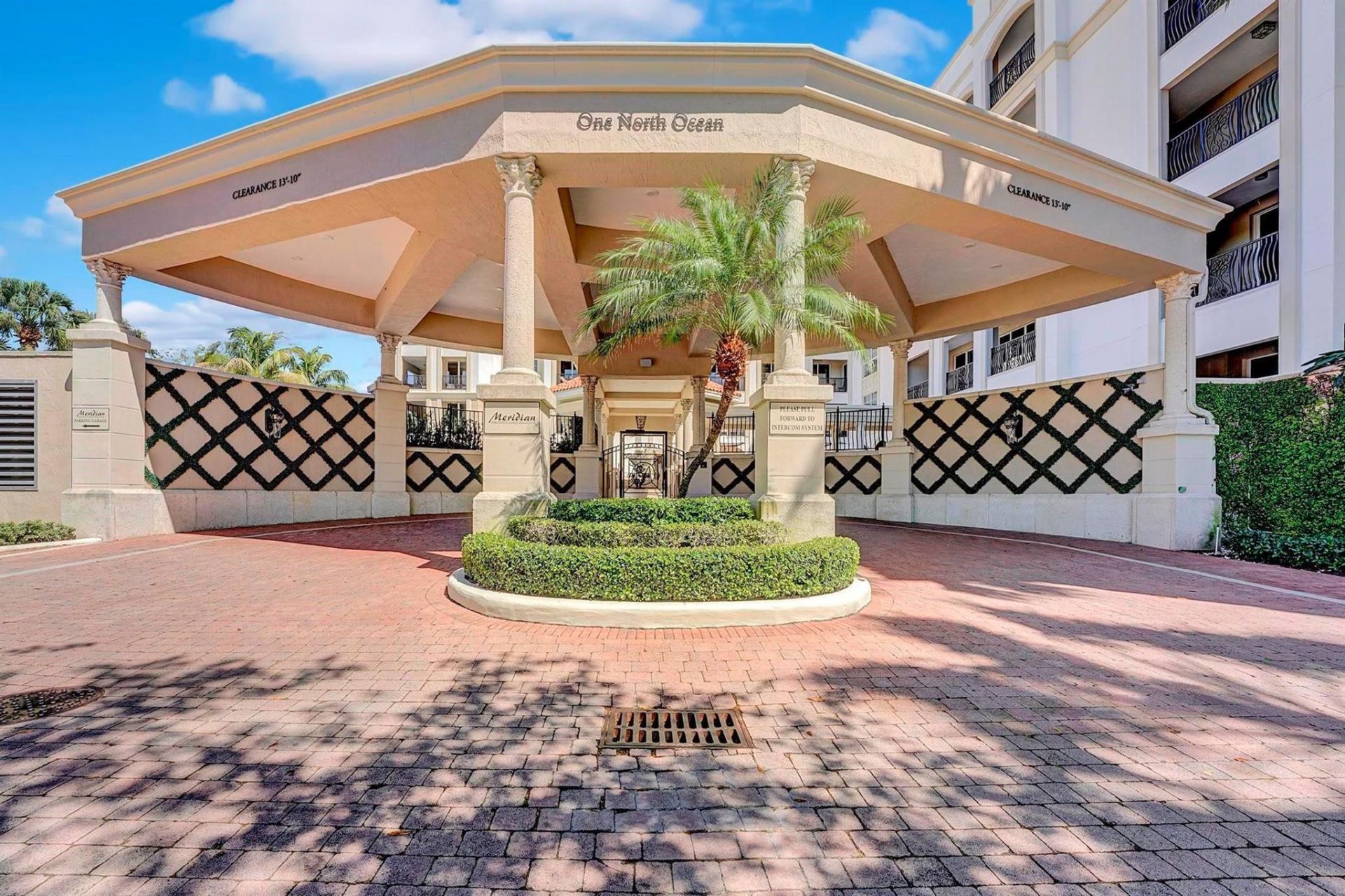 1 N Ocean Boulevard, Unit 403, Boca Raton, FL 33432 Photo
