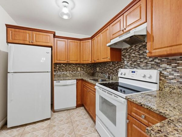 490 NW 20th Street, Unit 316, Boca Raton, FL 33431