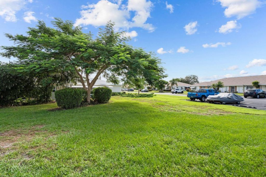 626 Pines Knoll Drive, Unit D, Fort Pierce, FL 34982 Photo