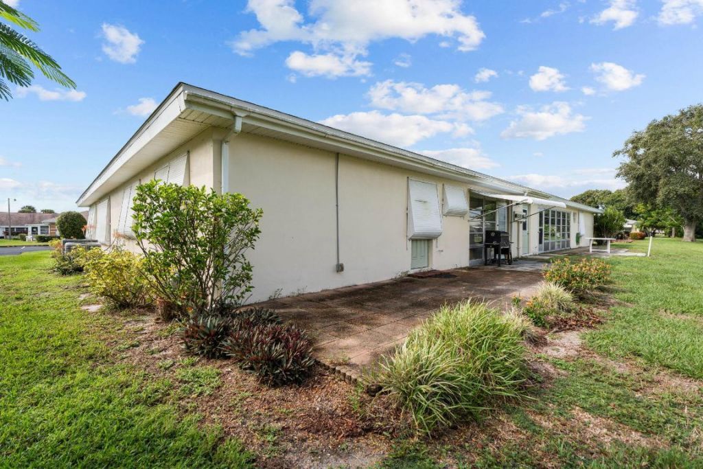 626 Pines Knoll Drive, Unit D, Fort Pierce, FL 34982 Photo