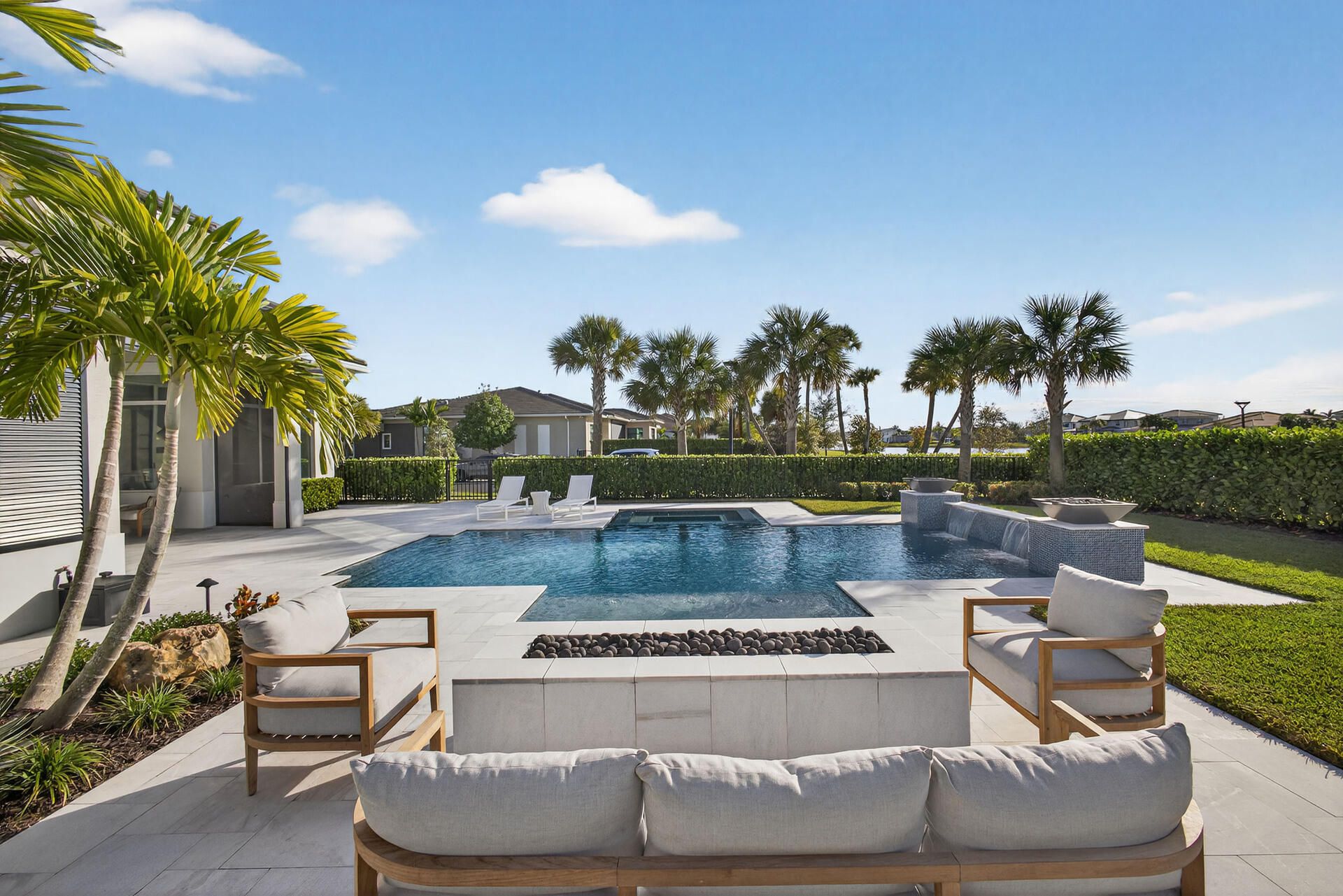 9261 Coral Isles Circle, Palm Beach Gardens, FL 33412 Photo