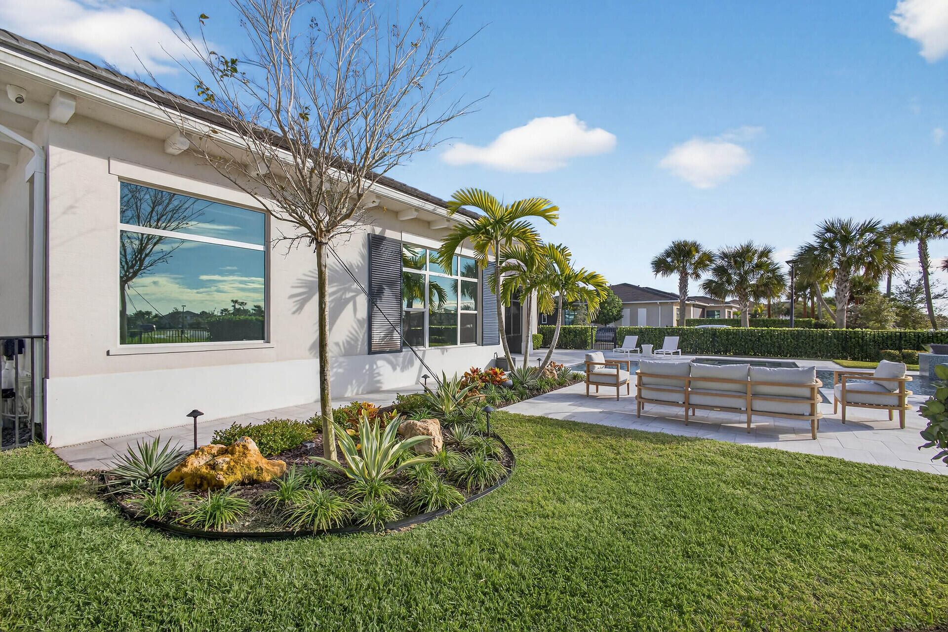 9261 Coral Isles Circle, Palm Beach Gardens, FL 33412 Photo