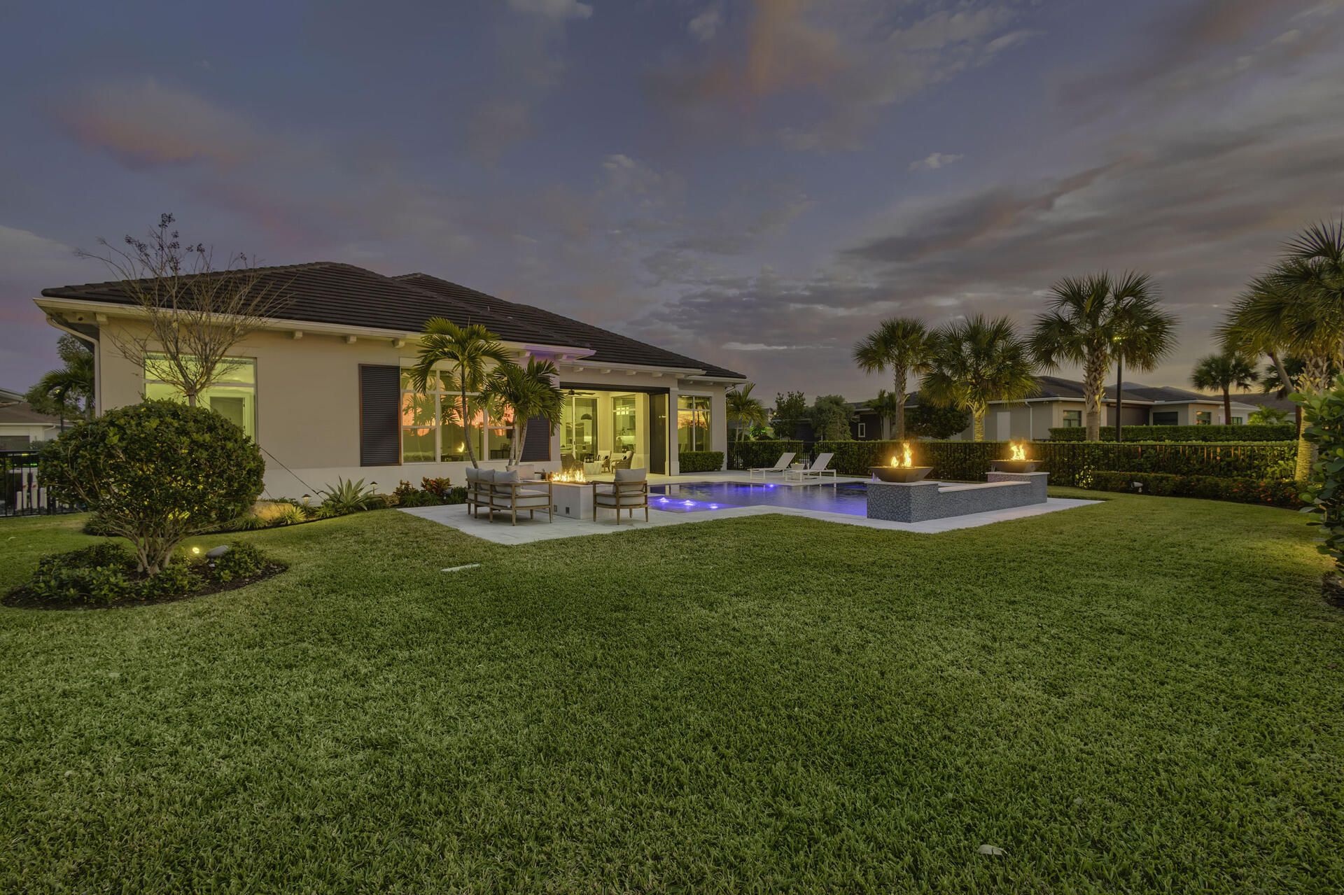 9261 Coral Isles Circle, Palm Beach Gardens, FL 33412 Photo