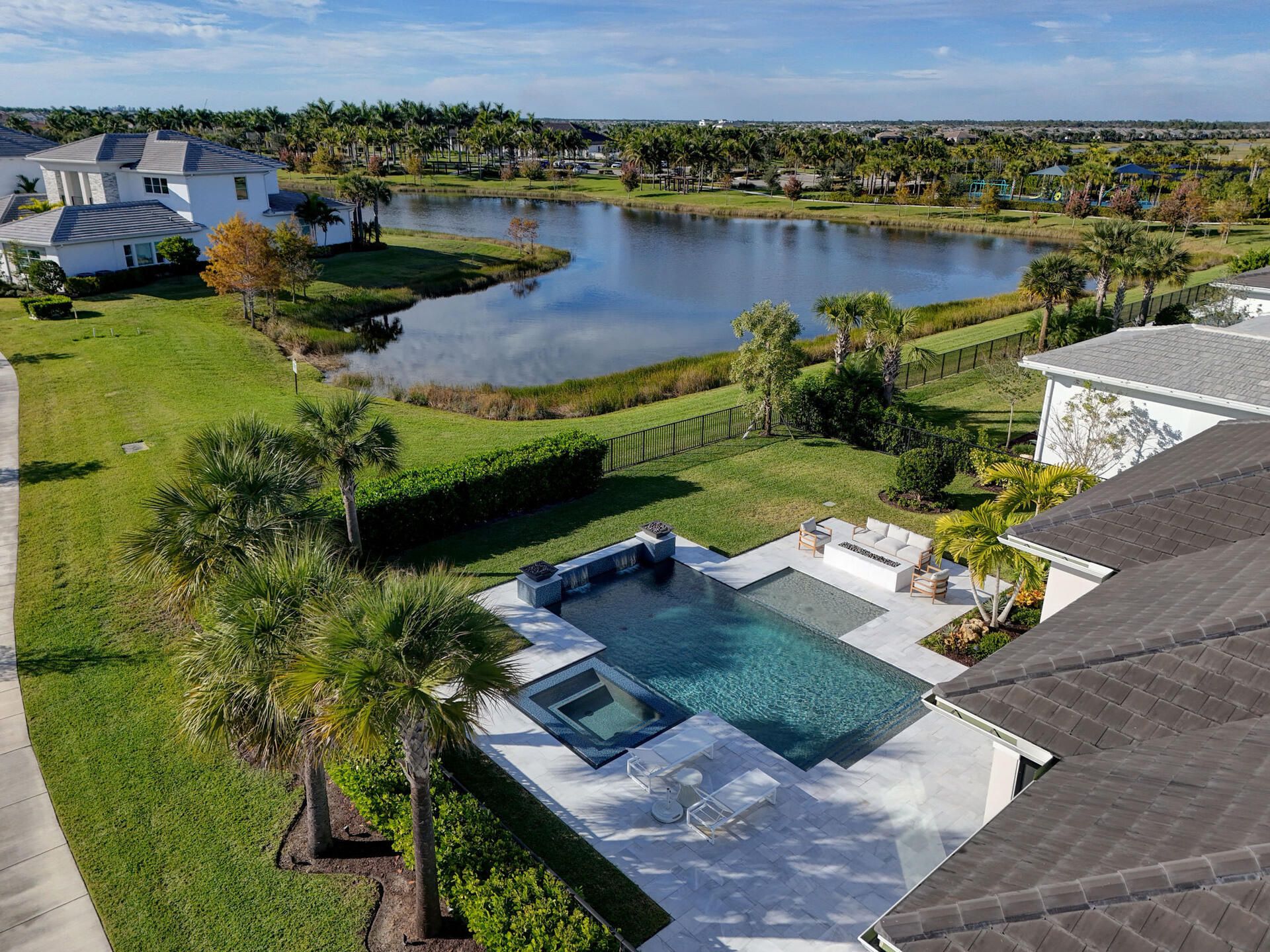 9261 Coral Isles Circle, Palm Beach Gardens, FL 33412 Photo