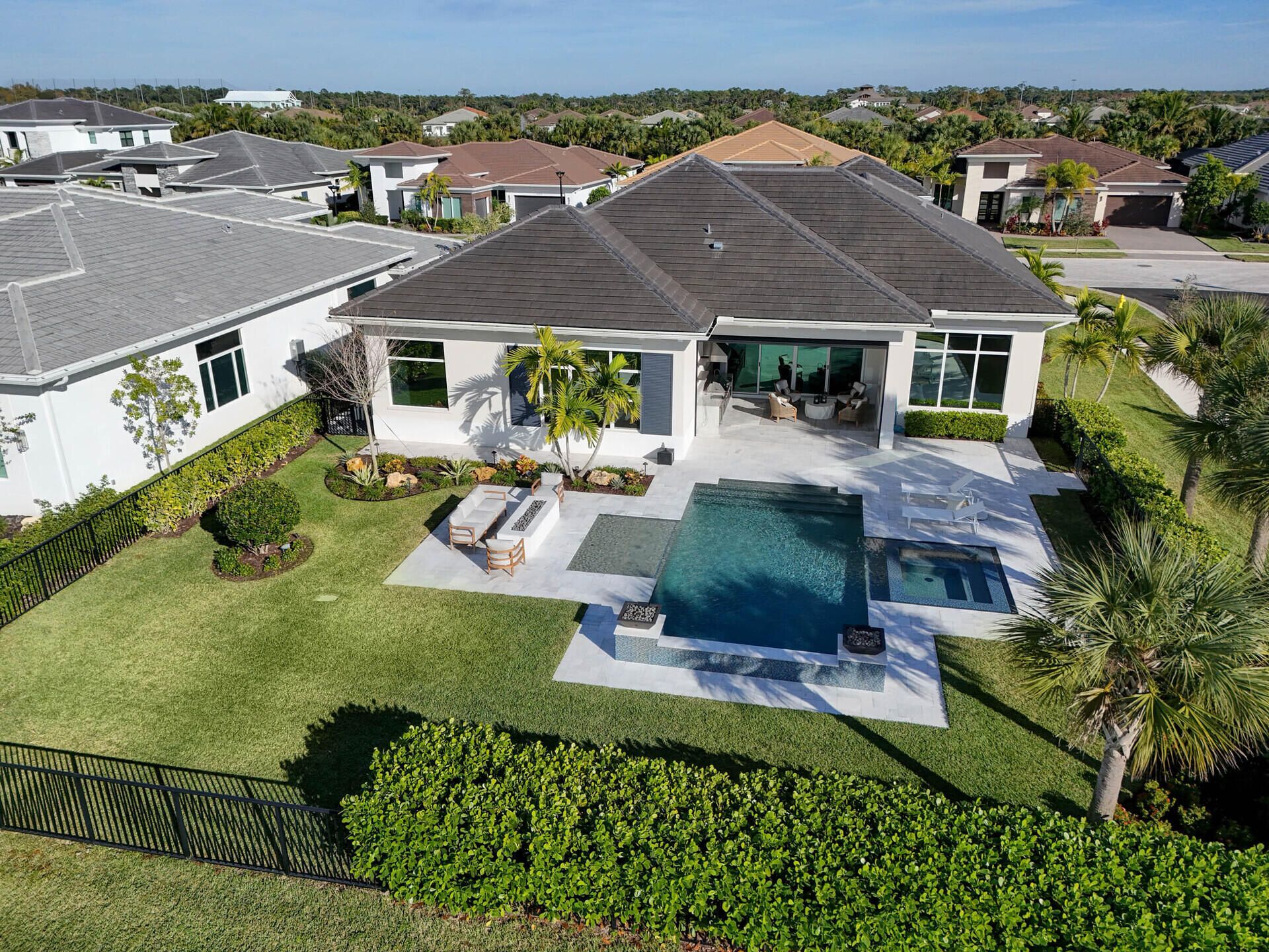 9261 Coral Isles Circle, Palm Beach Gardens, FL 33412 Photo