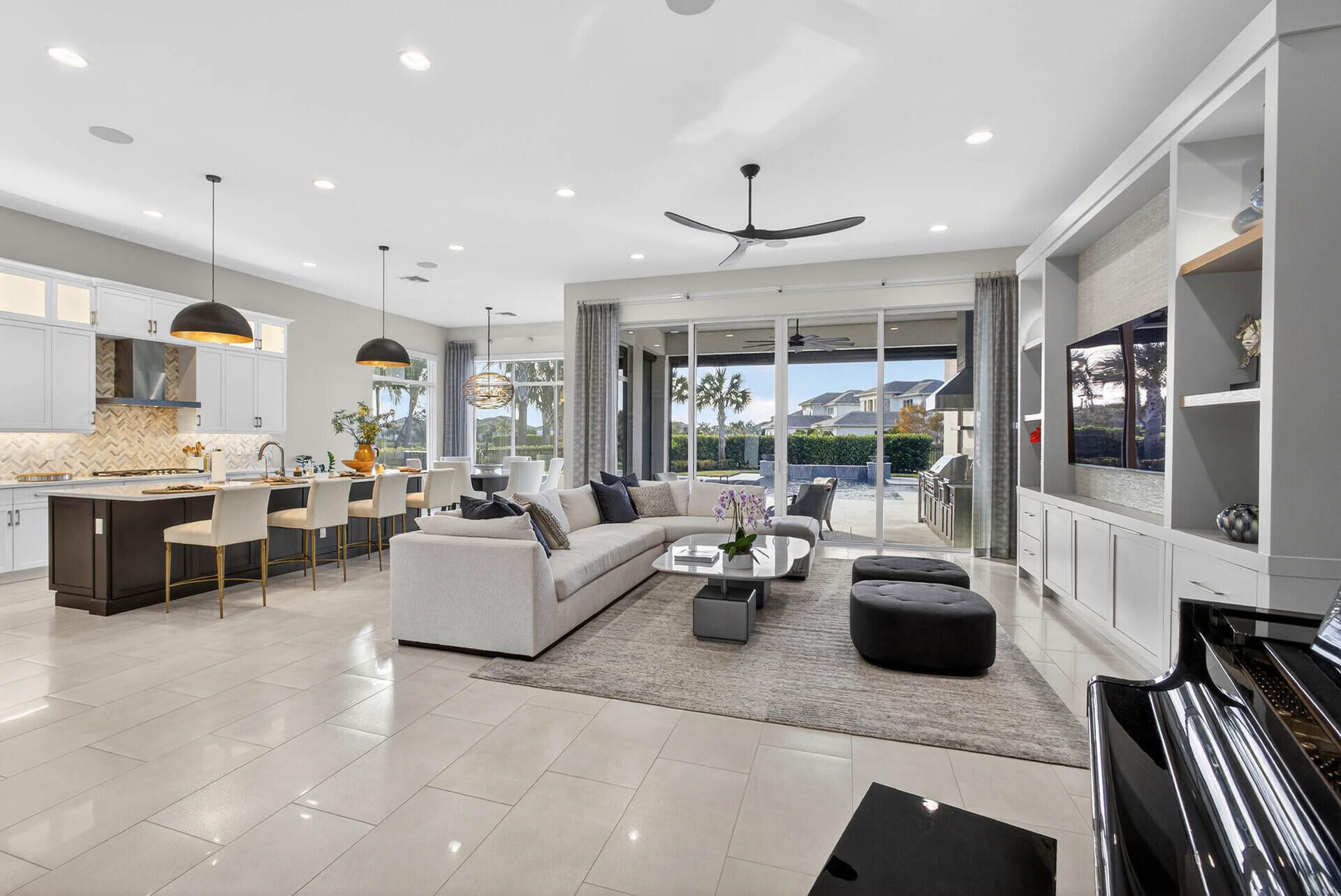 9261 Coral Isles Circle, Palm Beach Gardens, FL 33412 Photo