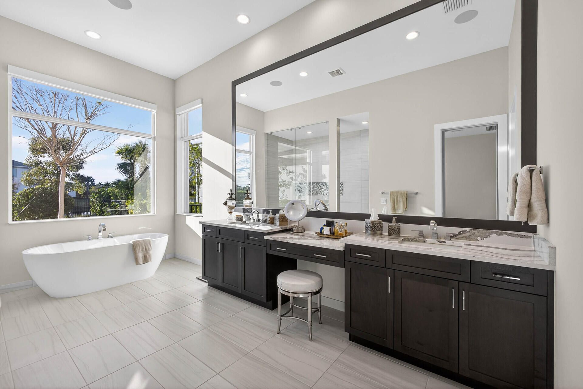 9261 Coral Isles Circle, Palm Beach Gardens, FL 33412 Photo