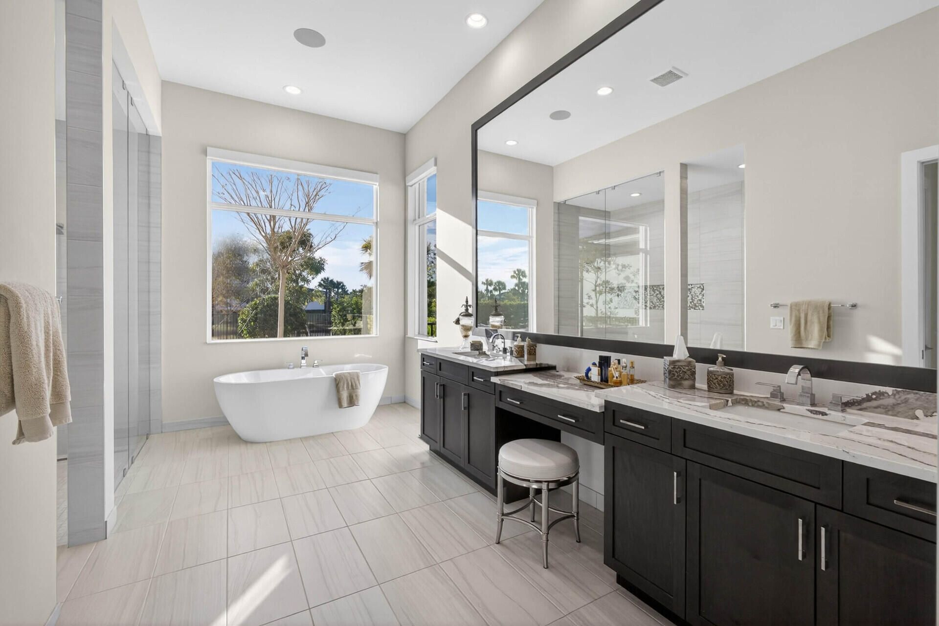 9261 Coral Isles Circle, Palm Beach Gardens, FL 33412 Photo