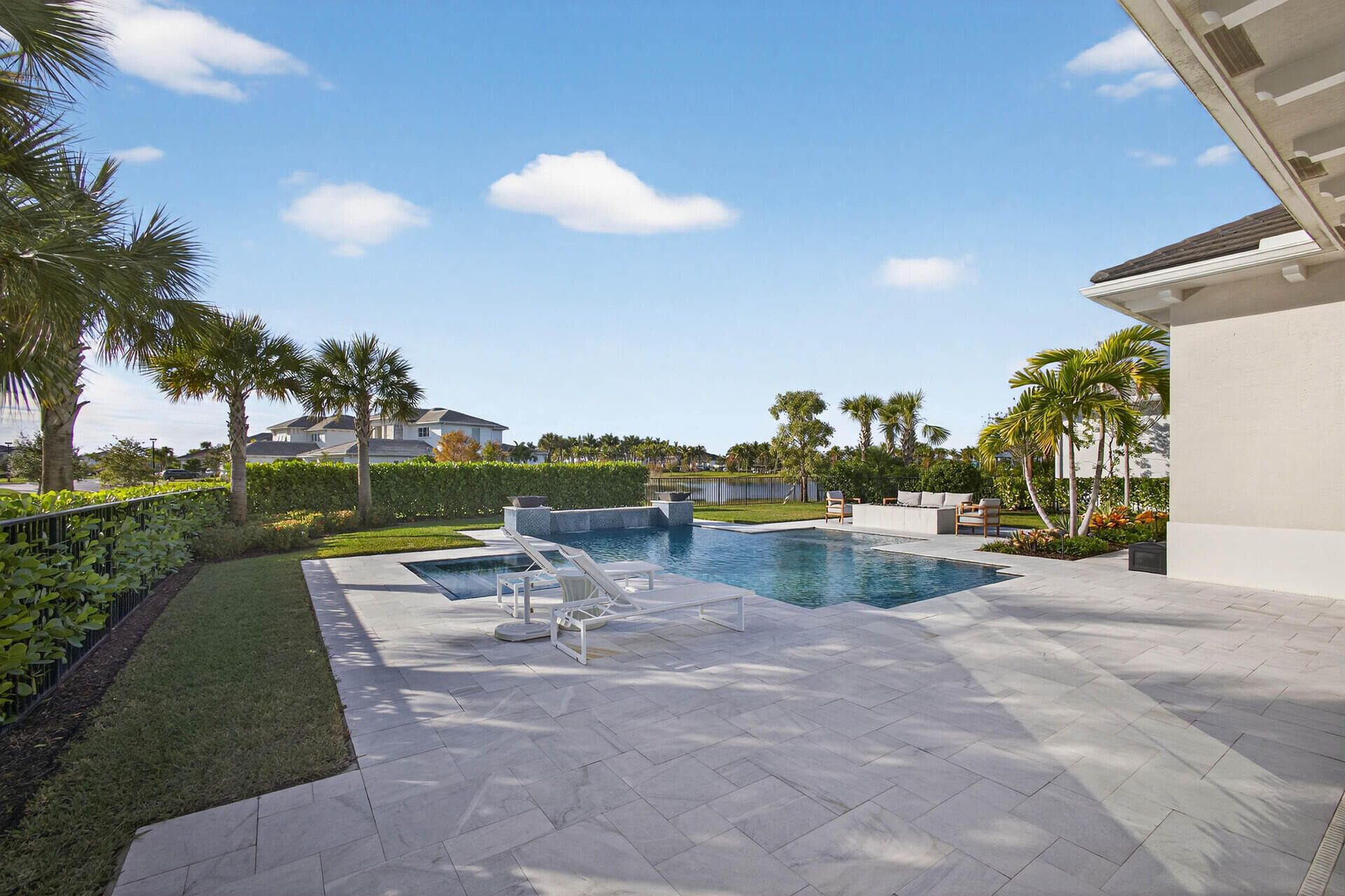 9261 Coral Isles Circle, Palm Beach Gardens, FL 33412 Photo