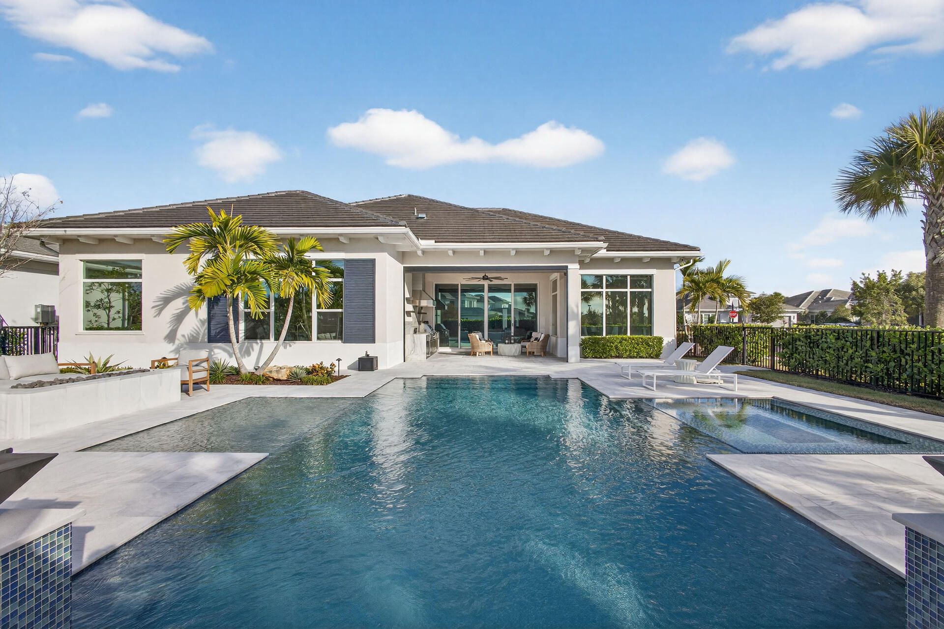 9261 Coral Isles Circle, Palm Beach Gardens, FL 33412 Photo