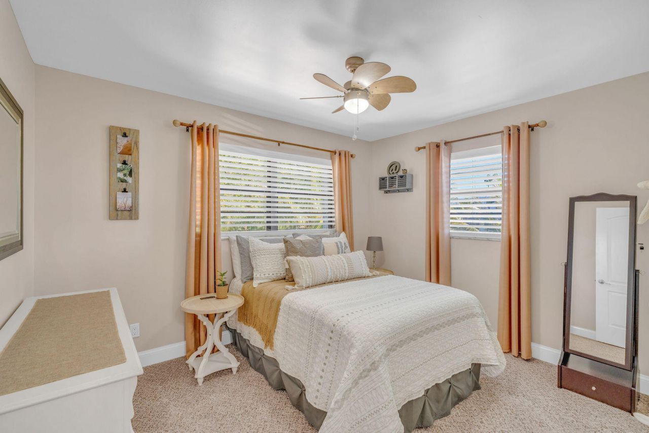 17152 Marlin Drive, Sugarloaf, FL 33042 Photo