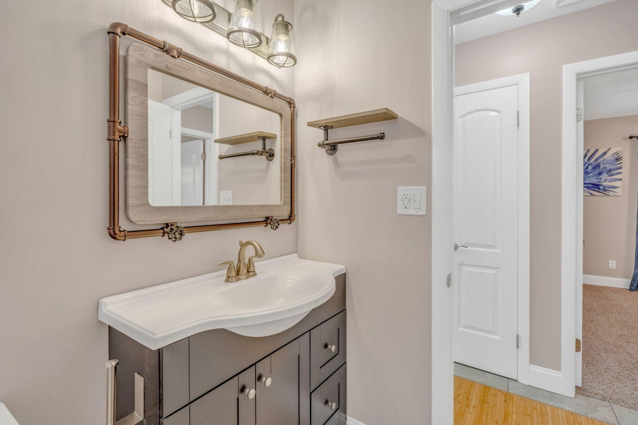 17152 Marlin Drive, Sugarloaf, FL 33042 Photo