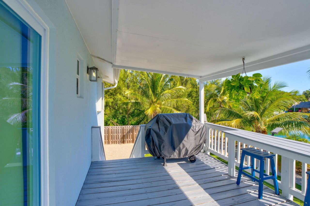 17152 Marlin Drive, Sugarloaf, FL 33042 Photo