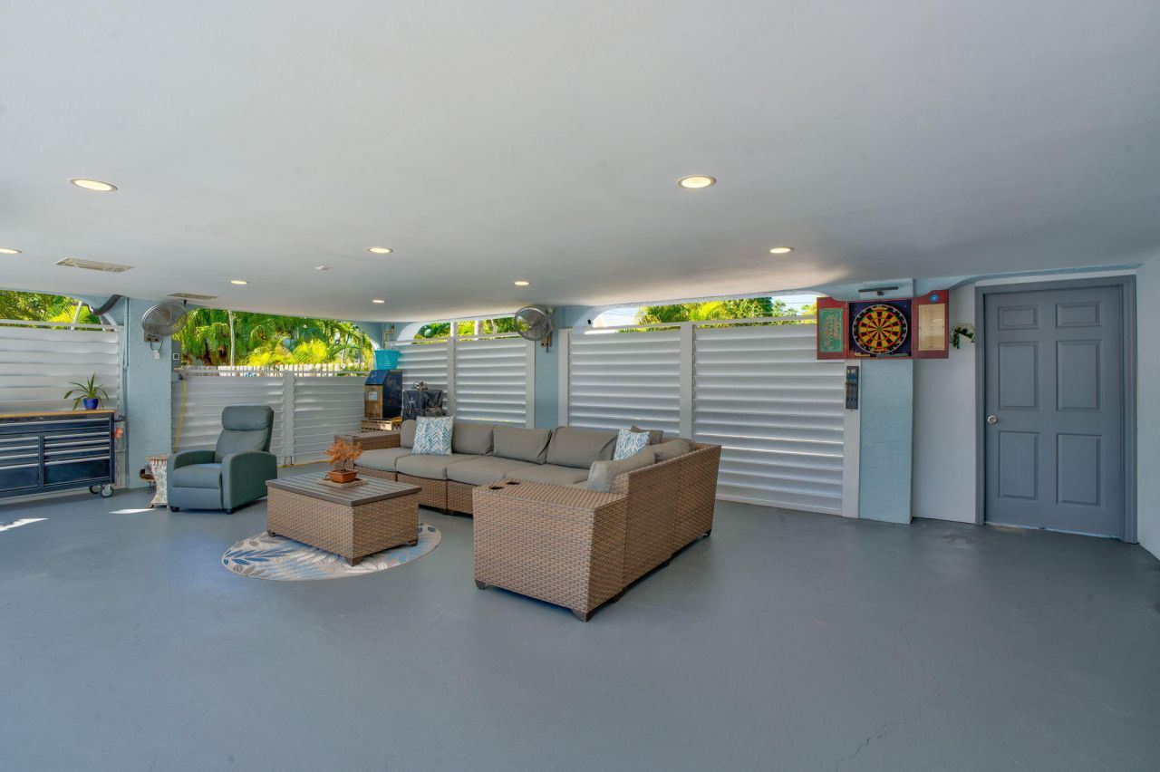 17152 Marlin Drive, Sugarloaf, FL 33042 Photo