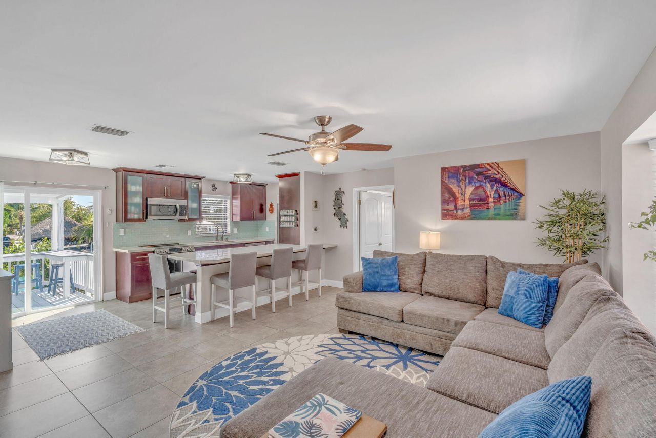 17152 Marlin Drive, Sugarloaf, FL 33042 Photo