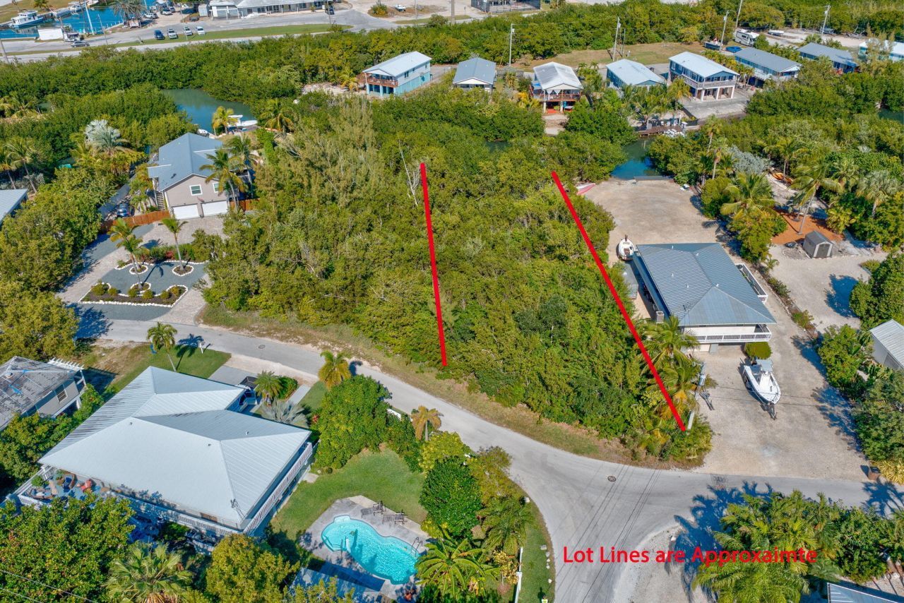 63 Sugarloaf Drive, Sugarloaf, FL 33042 Photo