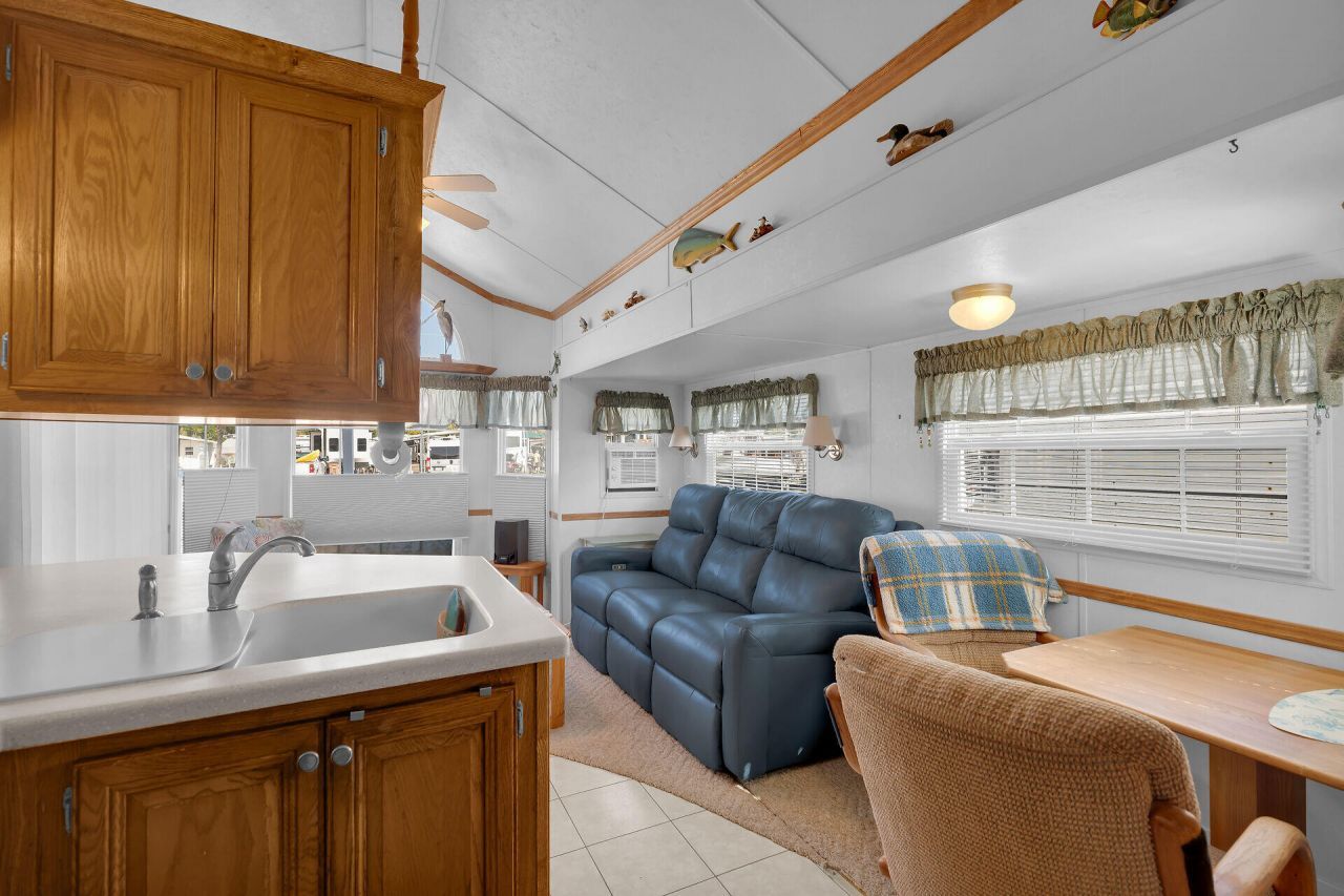 325 Calusa Street, Unit 213, Key Largo, FL 33037 Photo