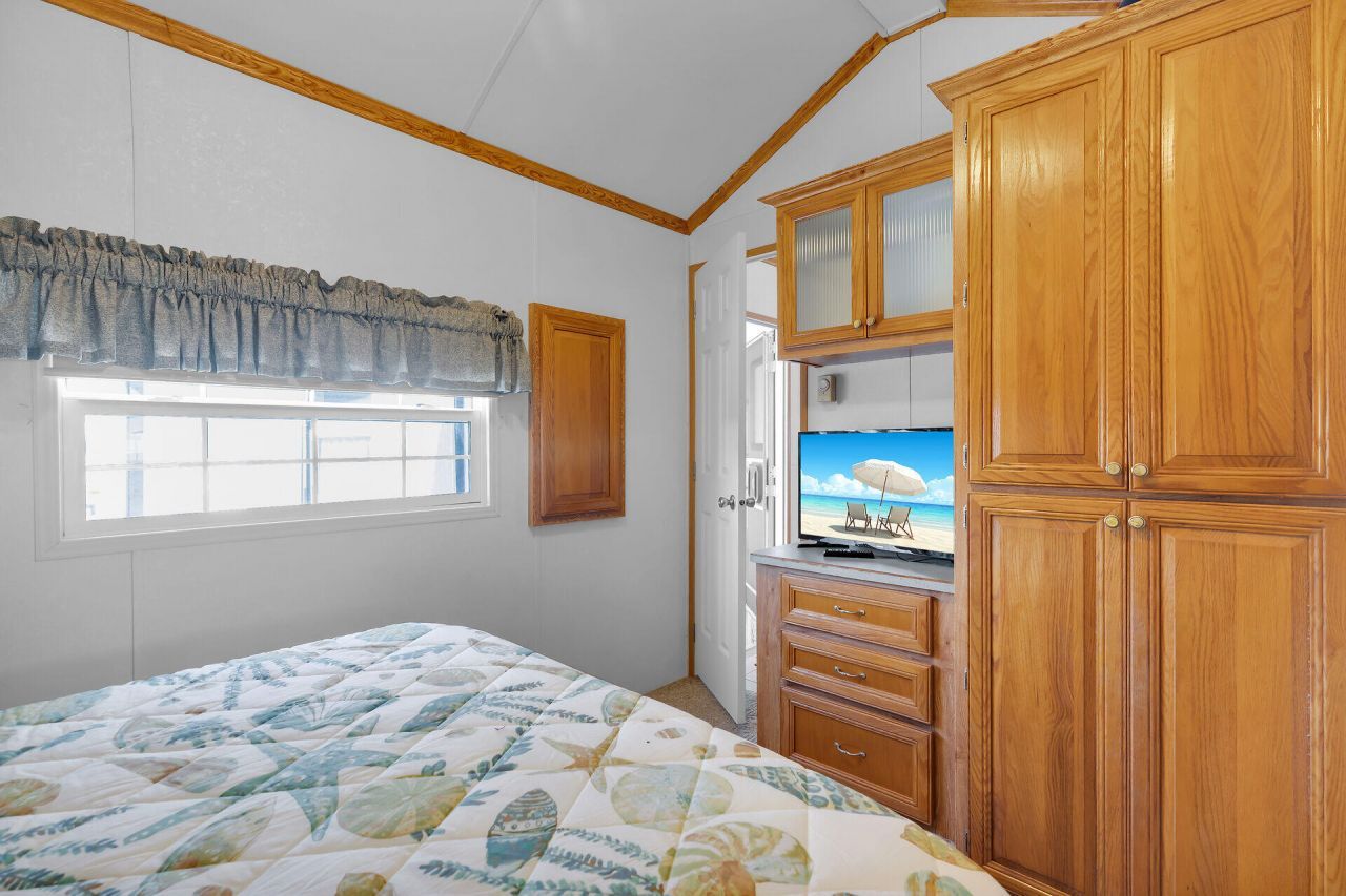 325 Calusa Street, Unit 213, Key Largo, FL 33037 Photo