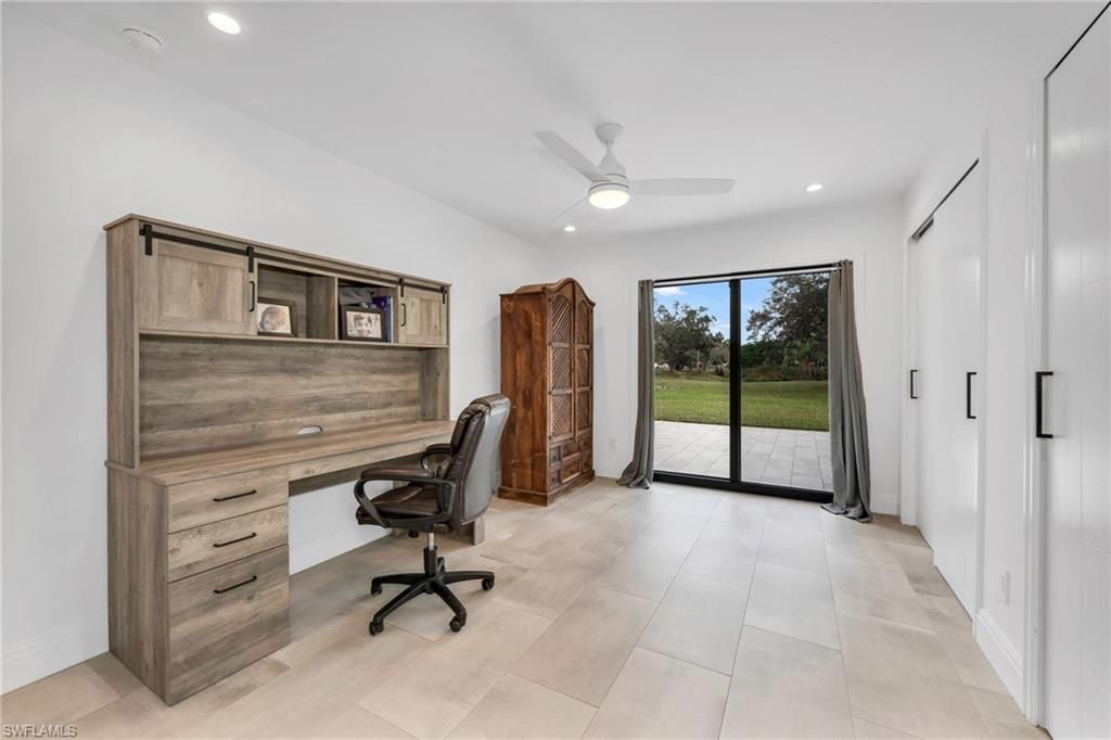 6659 Livingston Woods Ln, Naples, FL 34109 Photo
