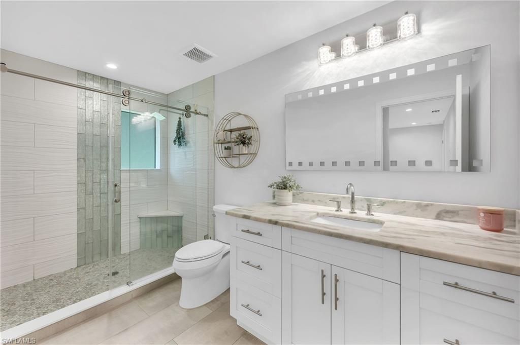 6659 Livingston Woods Ln, Naples, FL 34109 Photo