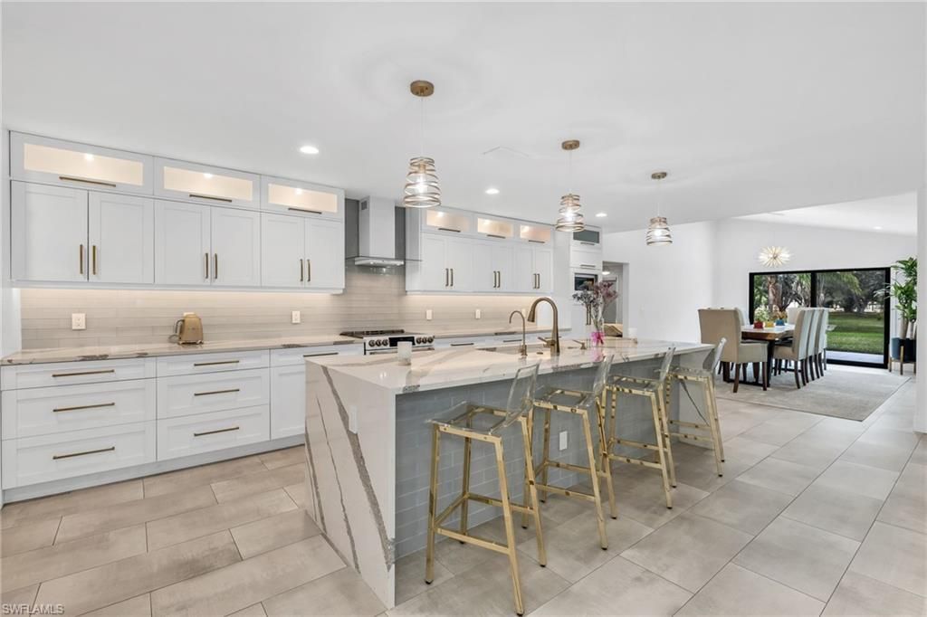 6659 Livingston Woods Ln, Naples, FL 34109 Photo